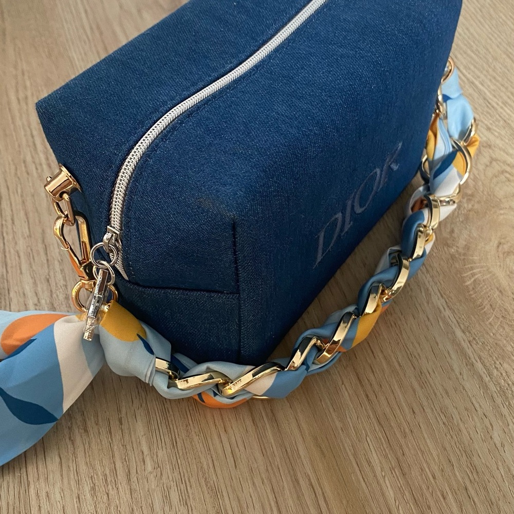 Bag - Picture 2 of 4